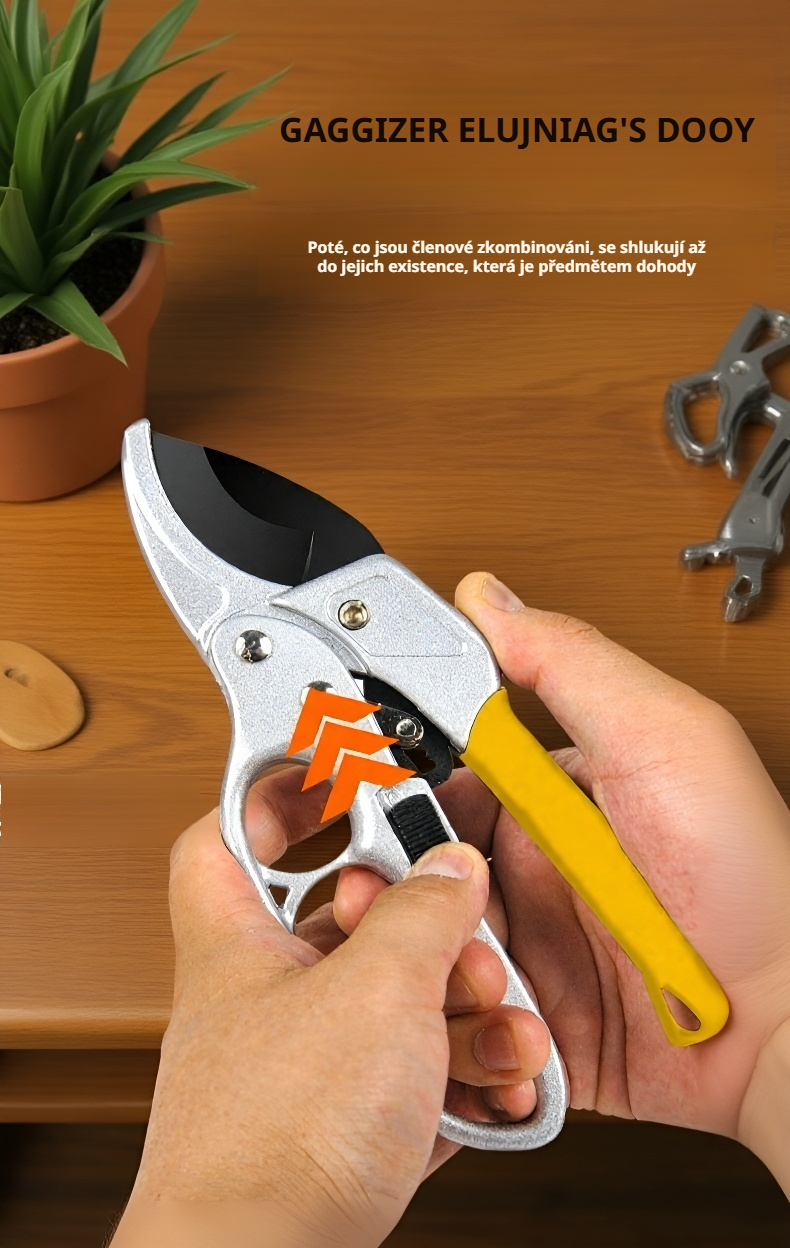 Detail čepele zahradnických nůžek z nerezové oceli