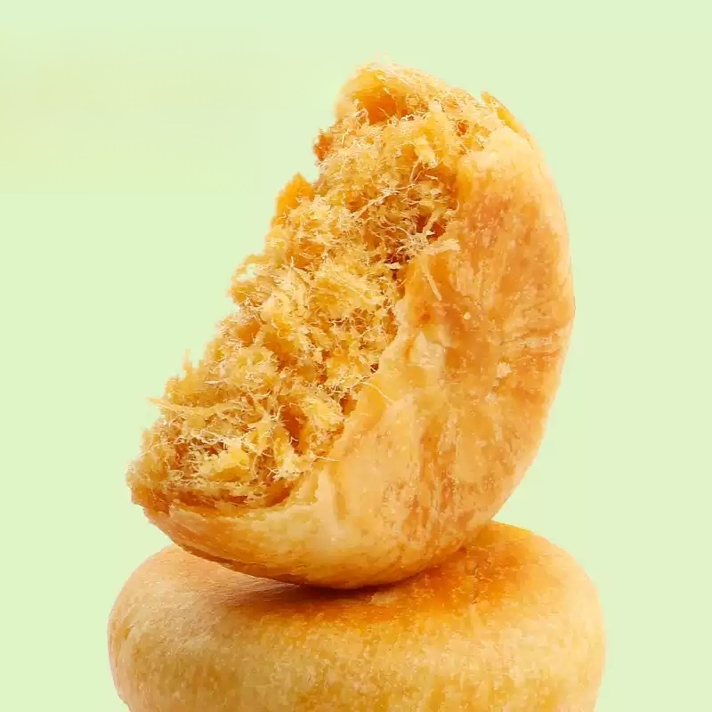 肉松入りパン菓子の盛り付け写真