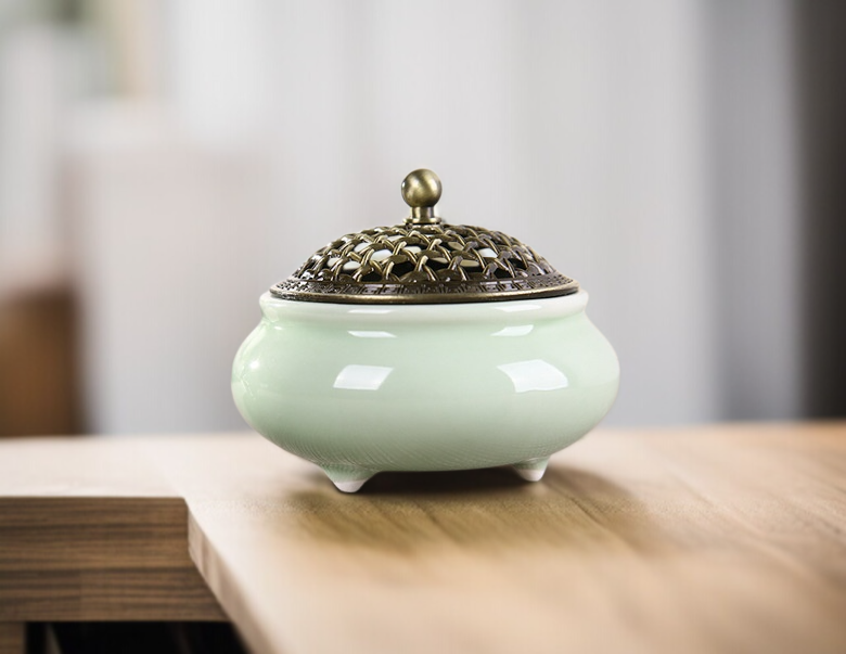 한국 전통 도자기 삼족향로