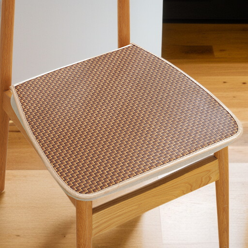 وسادة مقعد من حصير القش المبرد