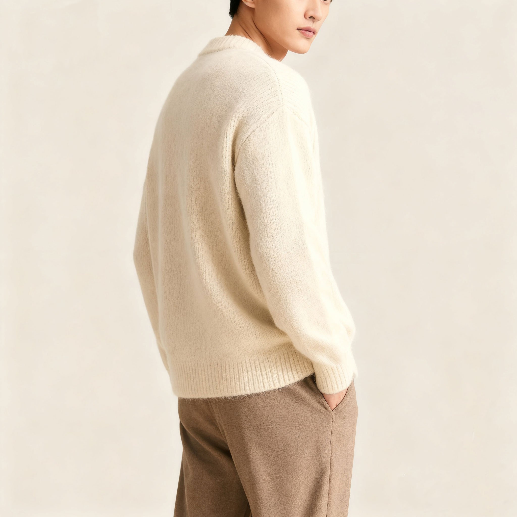 포근한 니트 스웨터