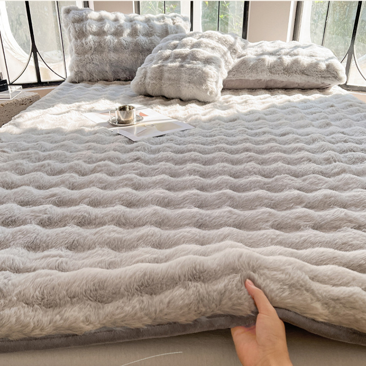 Funda de colchón de felpa gruesa de conejo de leche de lujo ligero