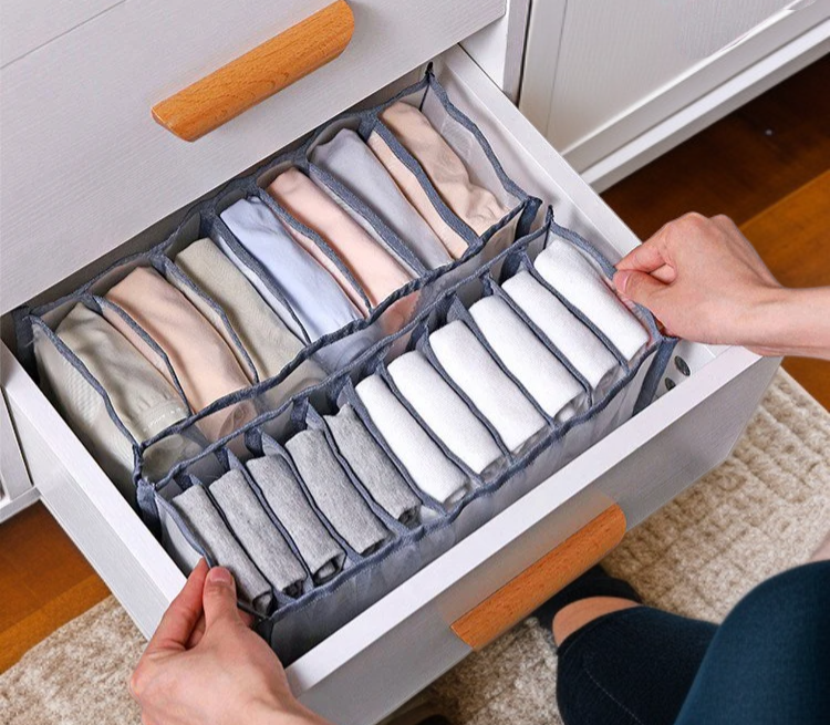 집안 정리에 효과적인 여성용 수납함