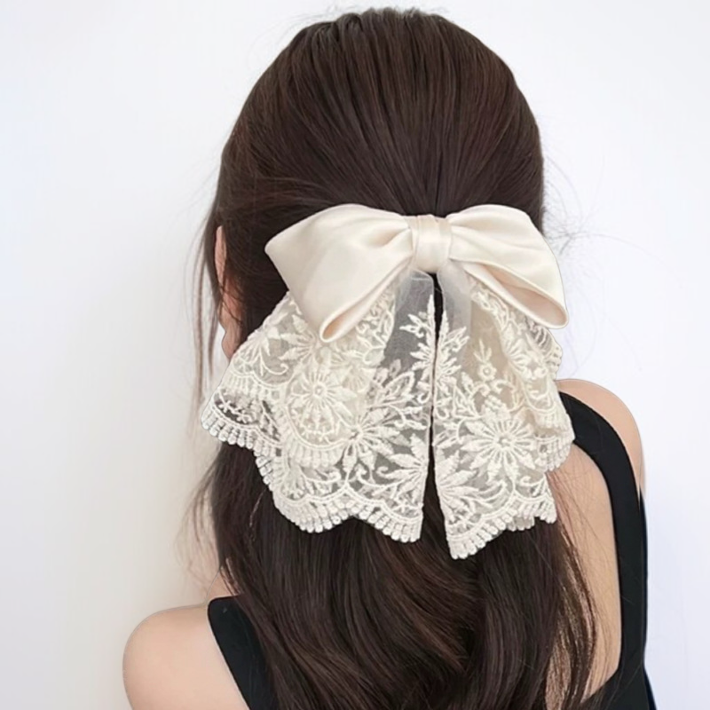 精緻蝴蝶結髮夾側面效果