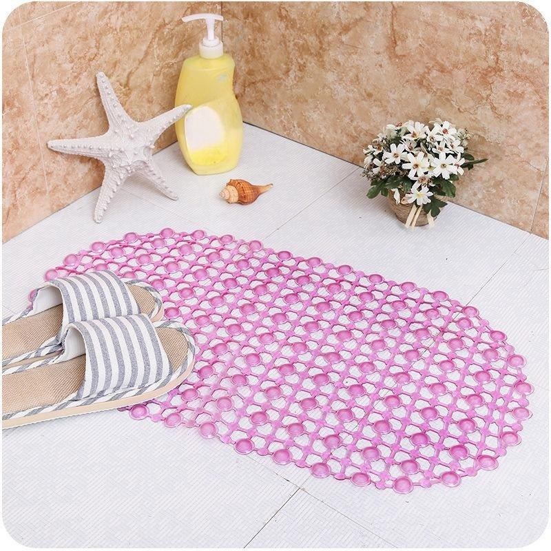Anti-slip silicone bathroom mat