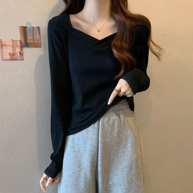 デロンVネックインナー女性デザイン長袖Tシャツ