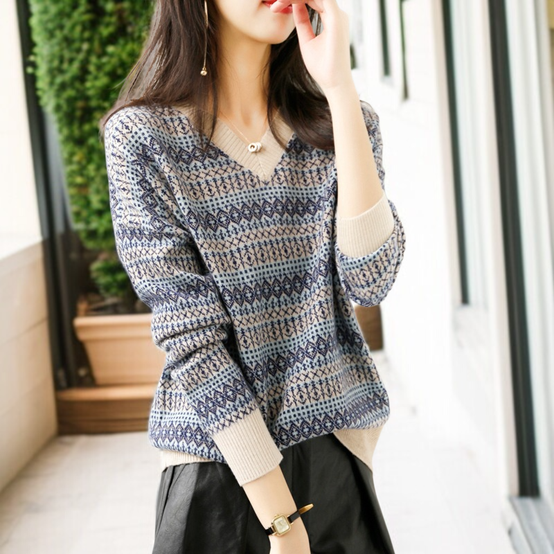 ルーズクラッシングニットセーター セーター テールゲートピックアップ トップス 引き出し Vネック トップス ルーズクラッシングセーター