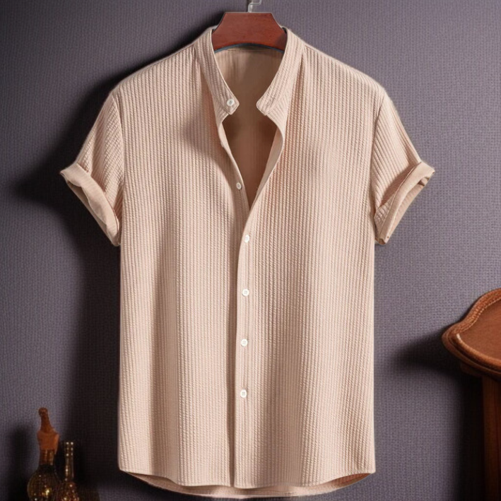 夏のメンズ半袖シャツ 無地 メンズ半袖トップス メンズシャツ