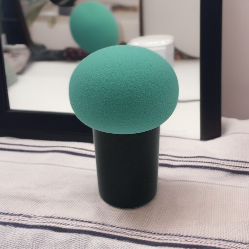 彩妝蘑菇頭粉撲