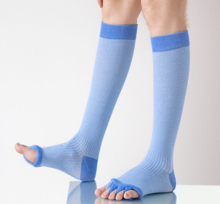 편안한 착용감의 긴 통 발가락 양말