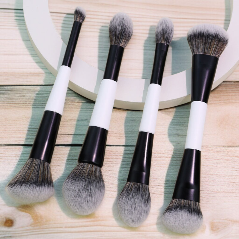Dual head multifunctional black and white makeup brush