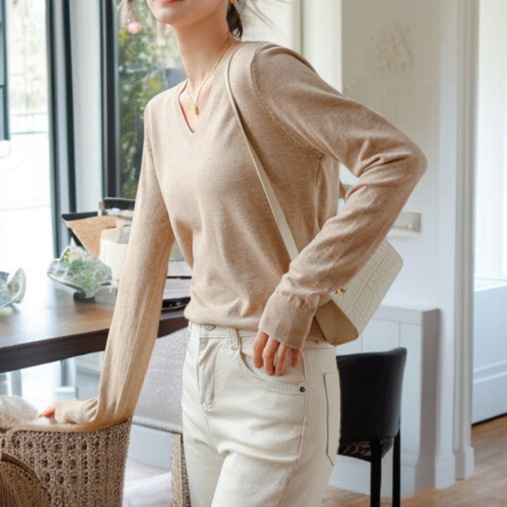 편안한 분위기의 추동 니트 이너