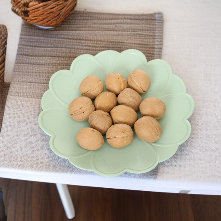 아름답고 실용적인 밀짚 과일바구니 거실 장식 과일접시