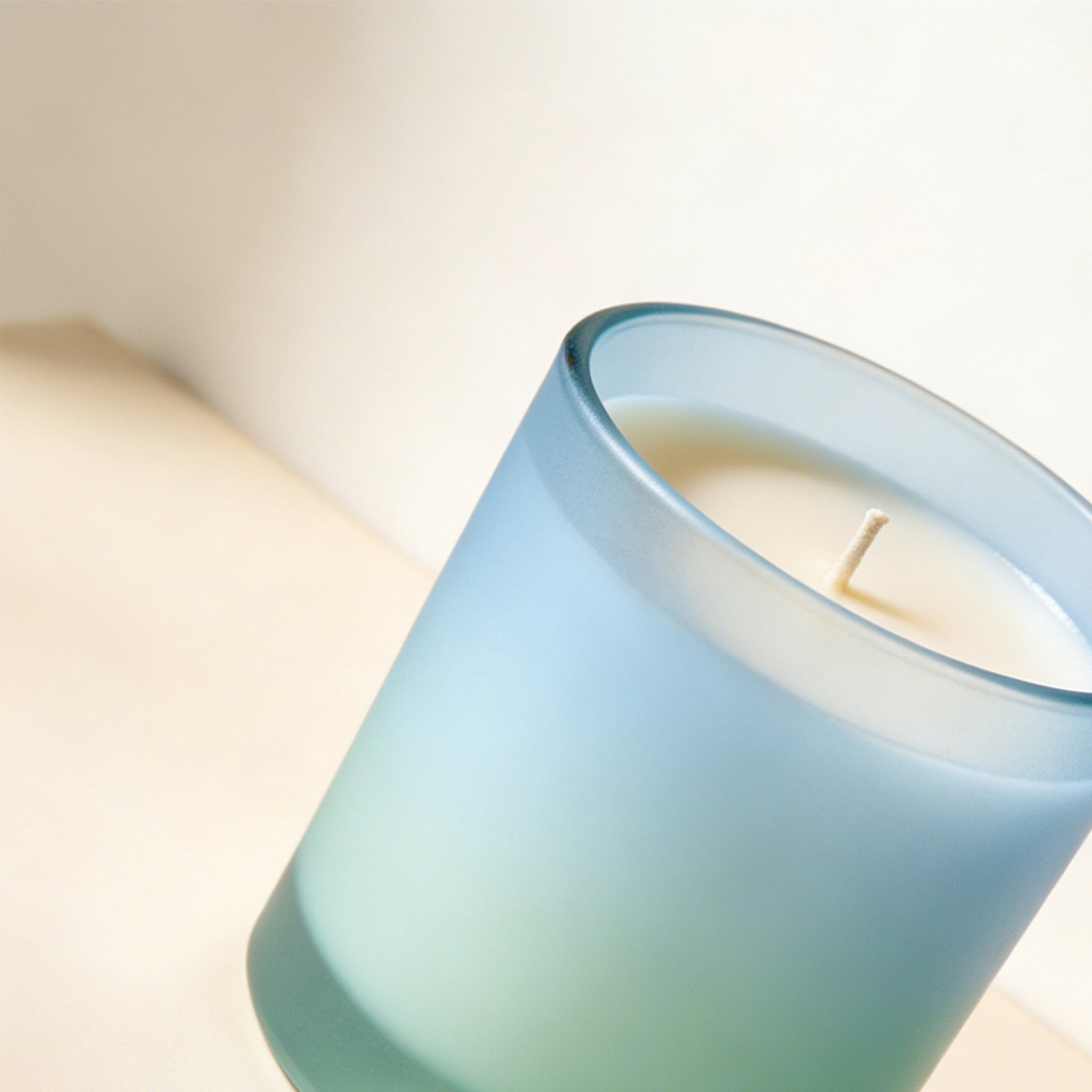 고급스러운 아로마 캔들 디자인