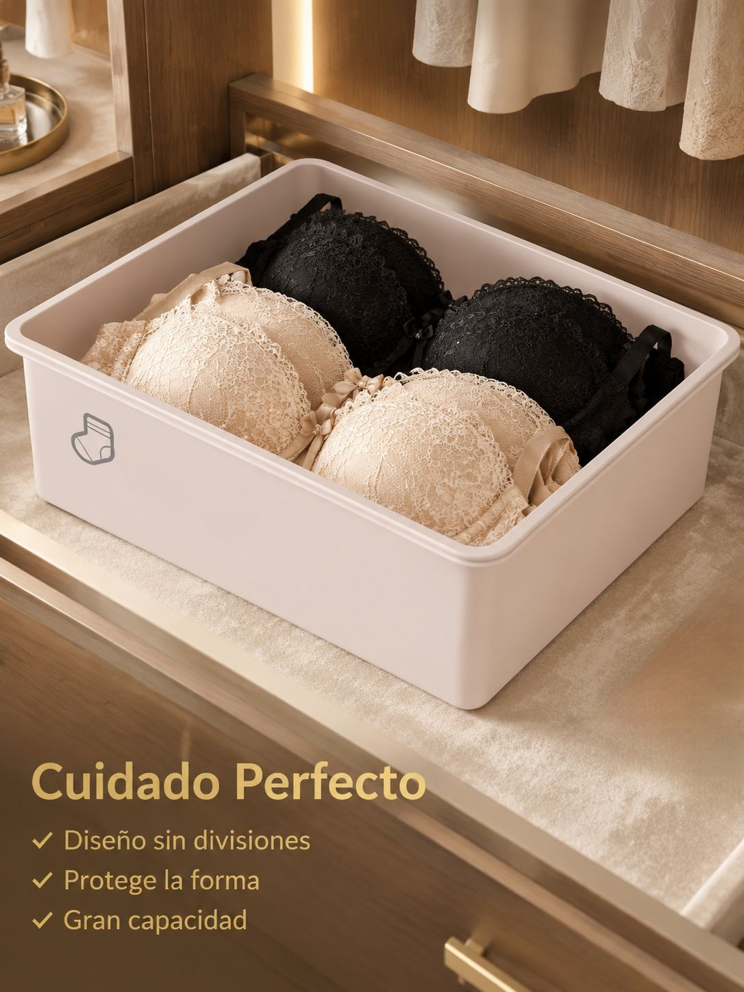 Caja organizadora colocada en un cajón como sistema de almacenamiento eficiente