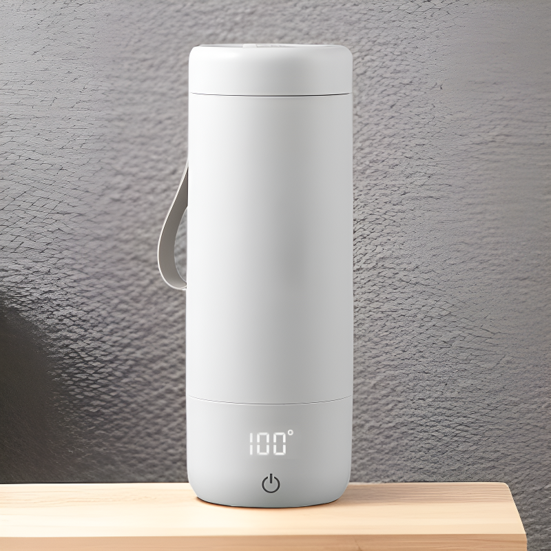 여행용 사이즈의 스마트 발열 물병