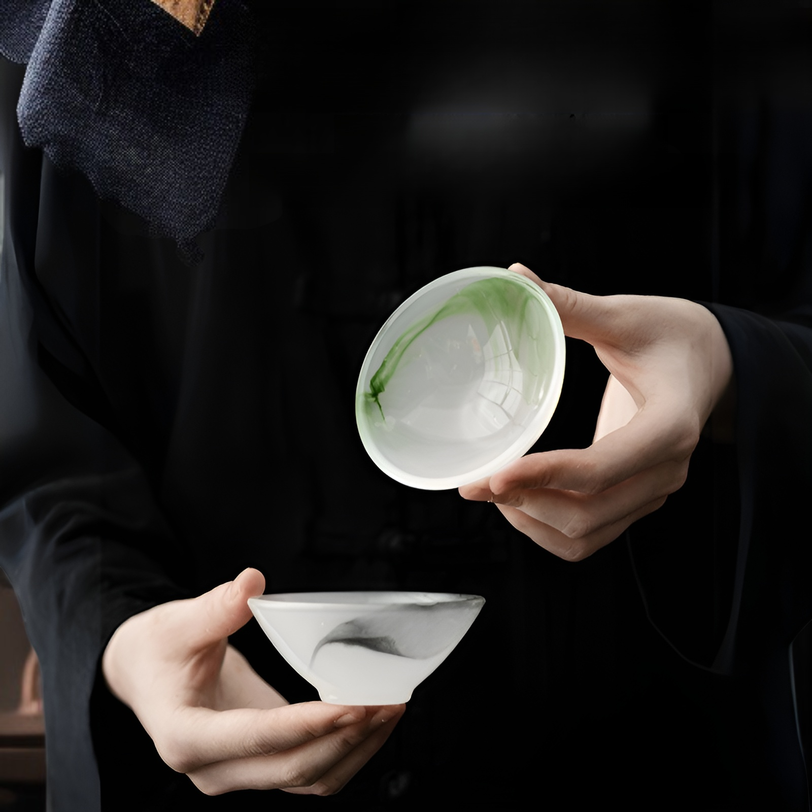 古代のガラス製香炉