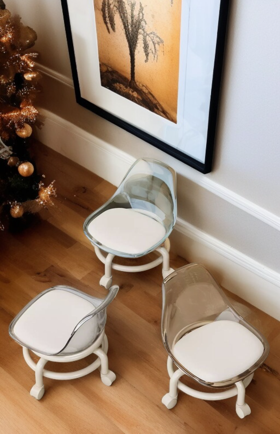 Taburete de acrílico resistente y fácil de limpiar