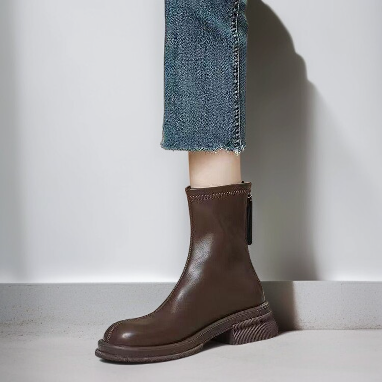 高品質素材使用のアンクルブーツ