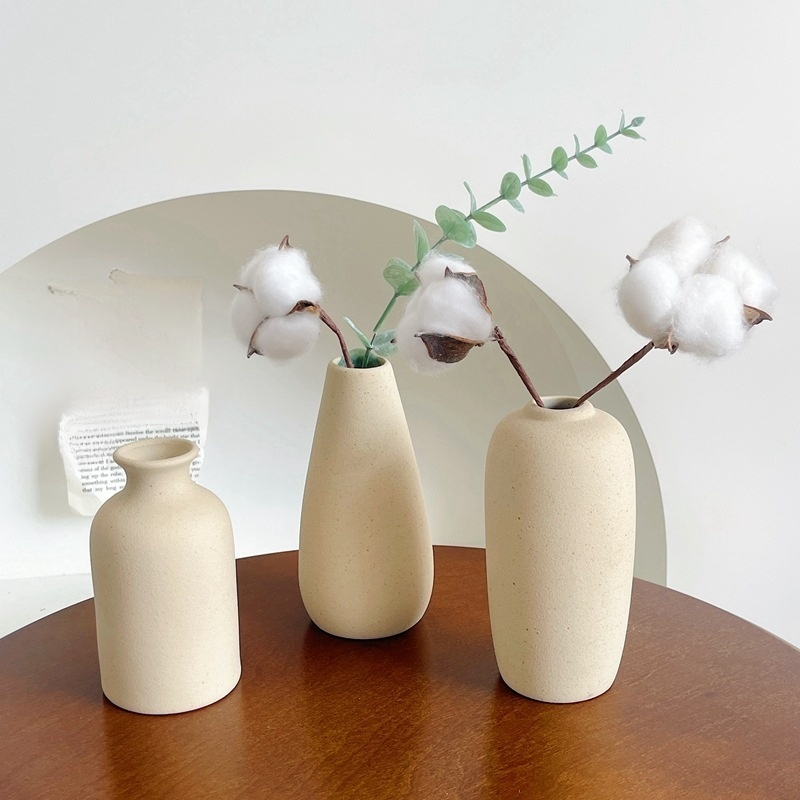マット仕上げ純白セラミック花瓶 リビング用フラワーベース