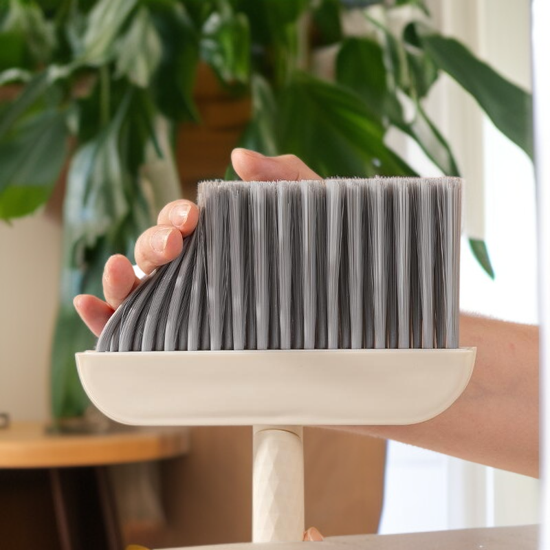 Desktop mini dustpan broom set windowsill gap brush computer keyboard brush hamster pet cleaning too