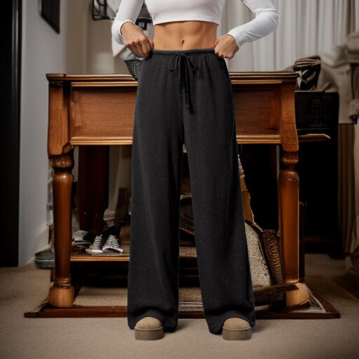 السيدات بنطلون الساق الصلبة