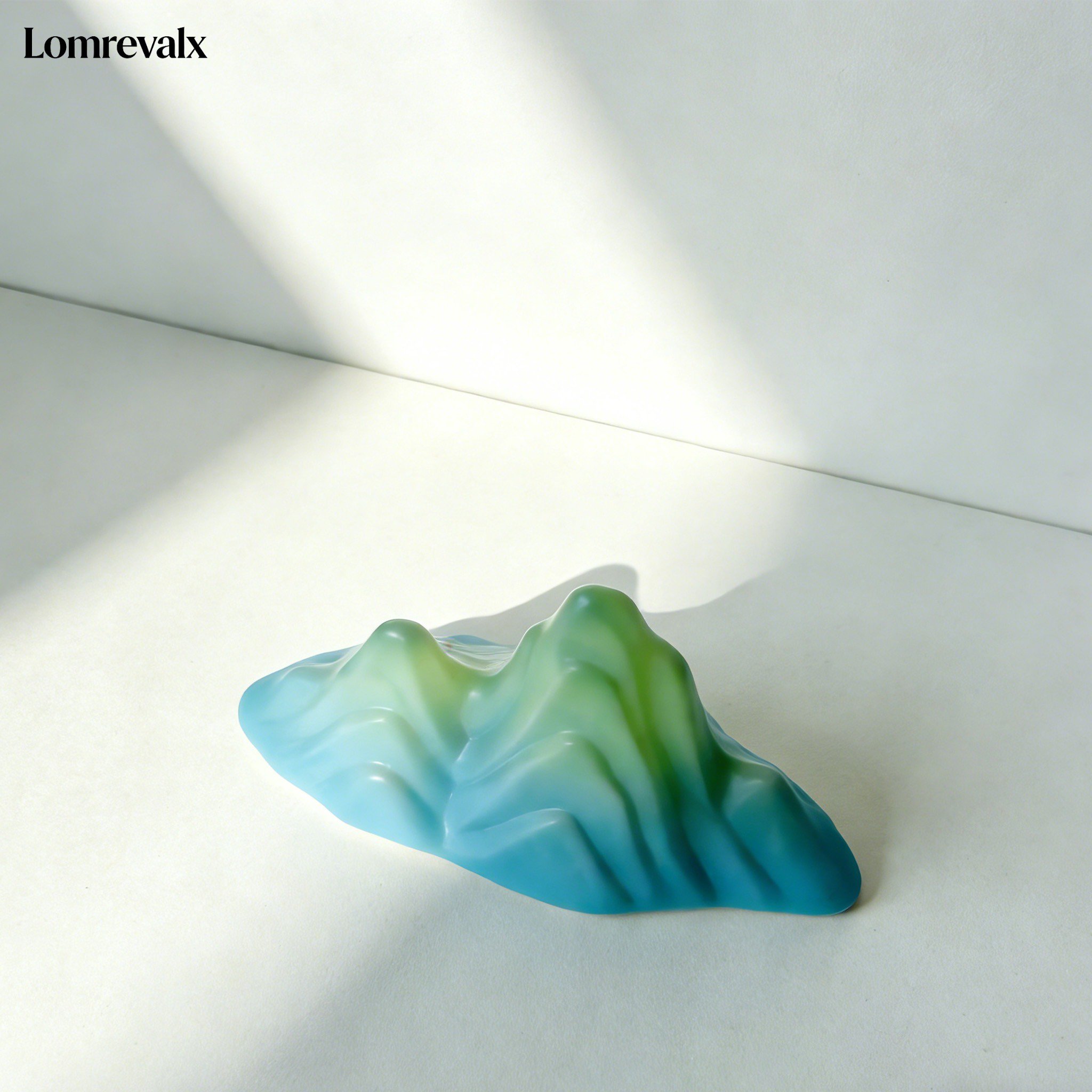 树脂迷你桌面小假山 (1).jpg