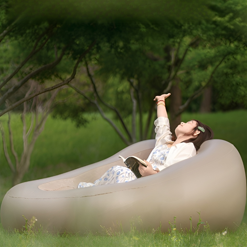 빈백 의자는 눕거나 잠을 자기에 완벽합니다.