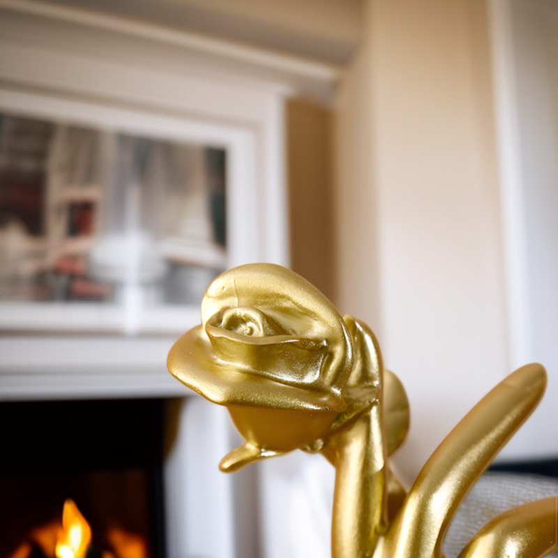 Harz-Rosenfigur, dekorative Tischdekoration für Büro und Wohnzimmer