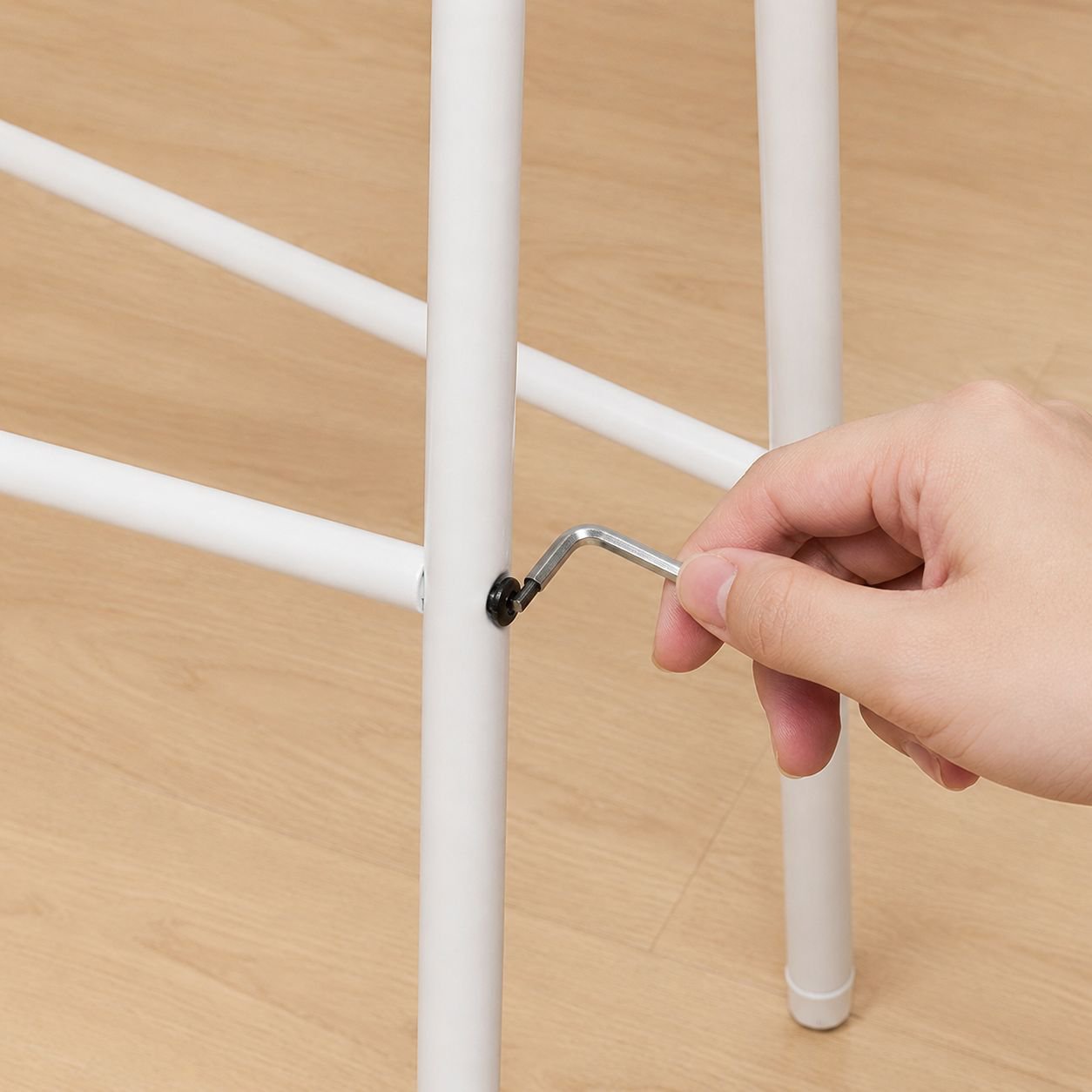 Versatile coat rack for organizing hats, coats, and umbrellas