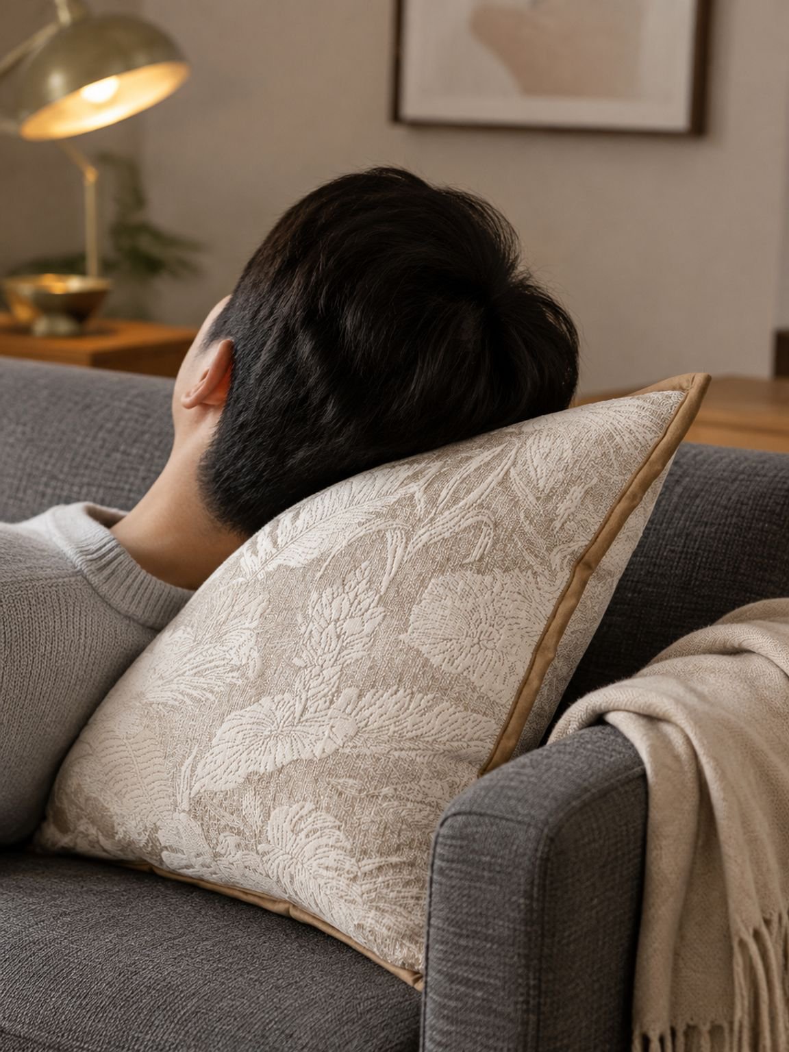 Durable and soft chenille sofa pillow