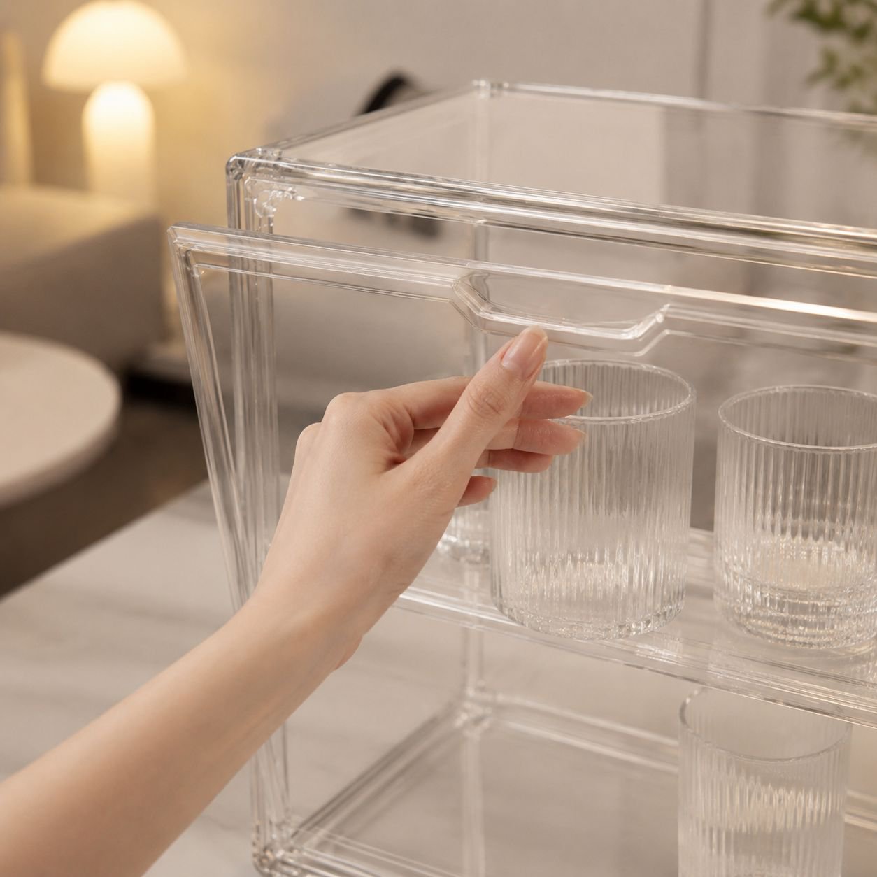 Space-saving water cup rack on kitchen countertop