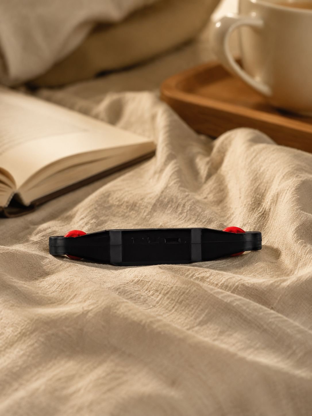 Energy-saving smart sensor lamp by JMY