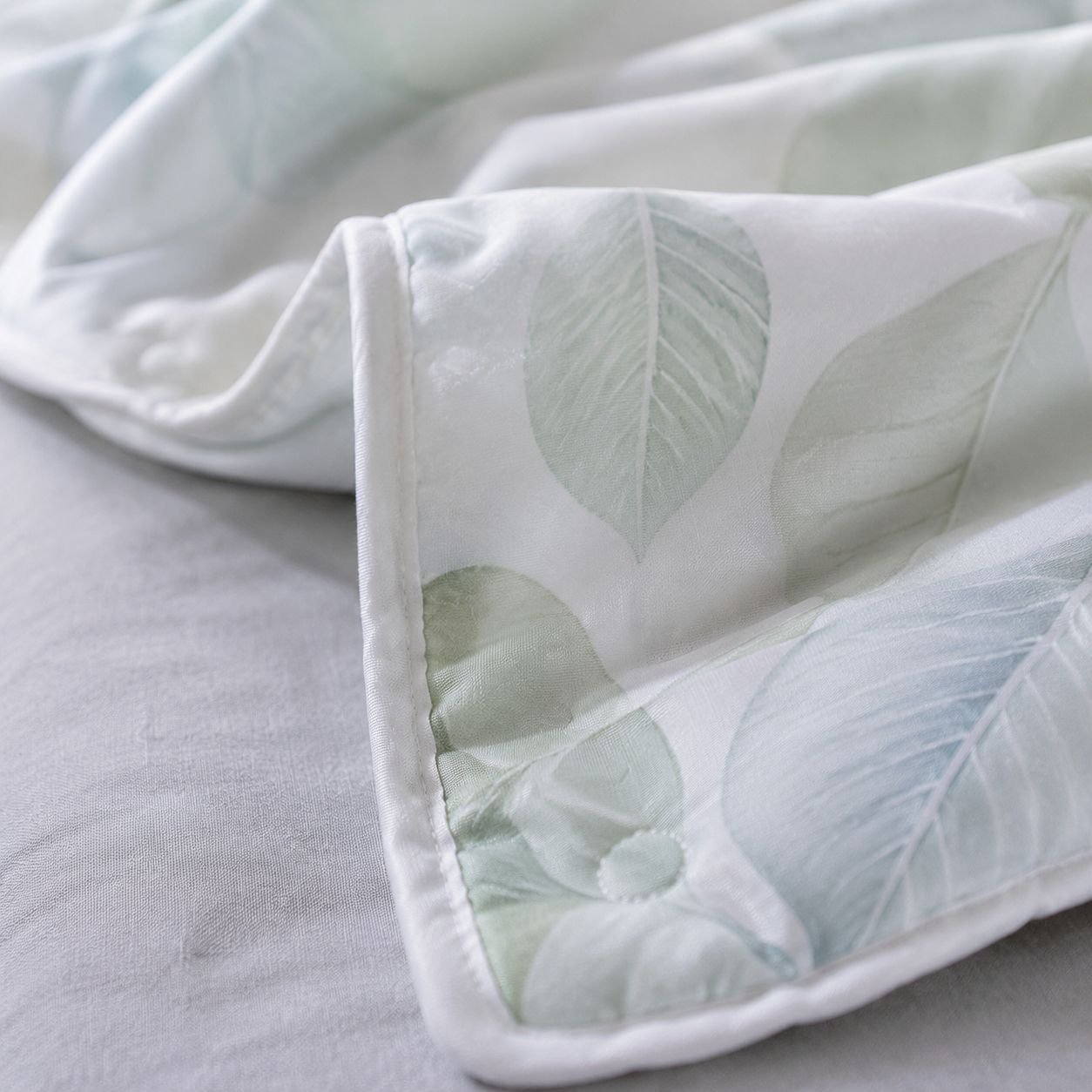 Lightweight Summer Cooling Comforter on Bed