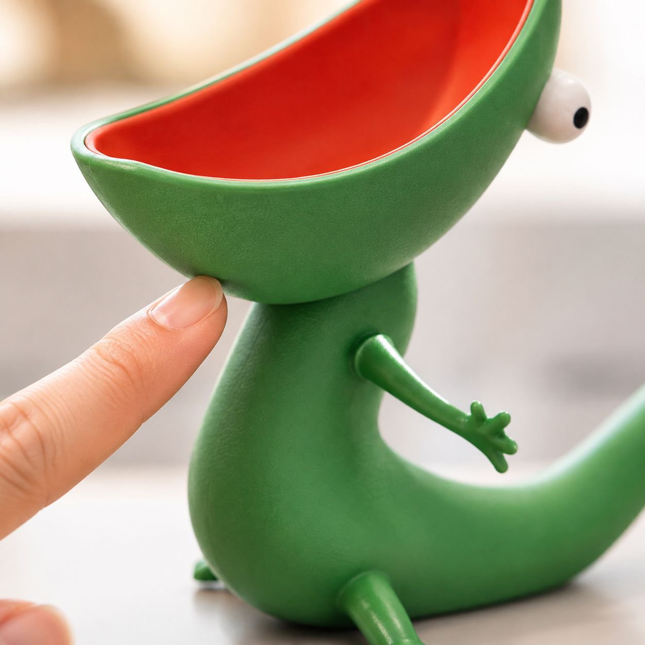 ユニークなトカゲデザインのソープディッシュ