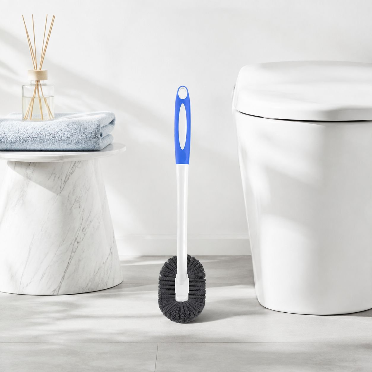 Brosse de toilette à long manche