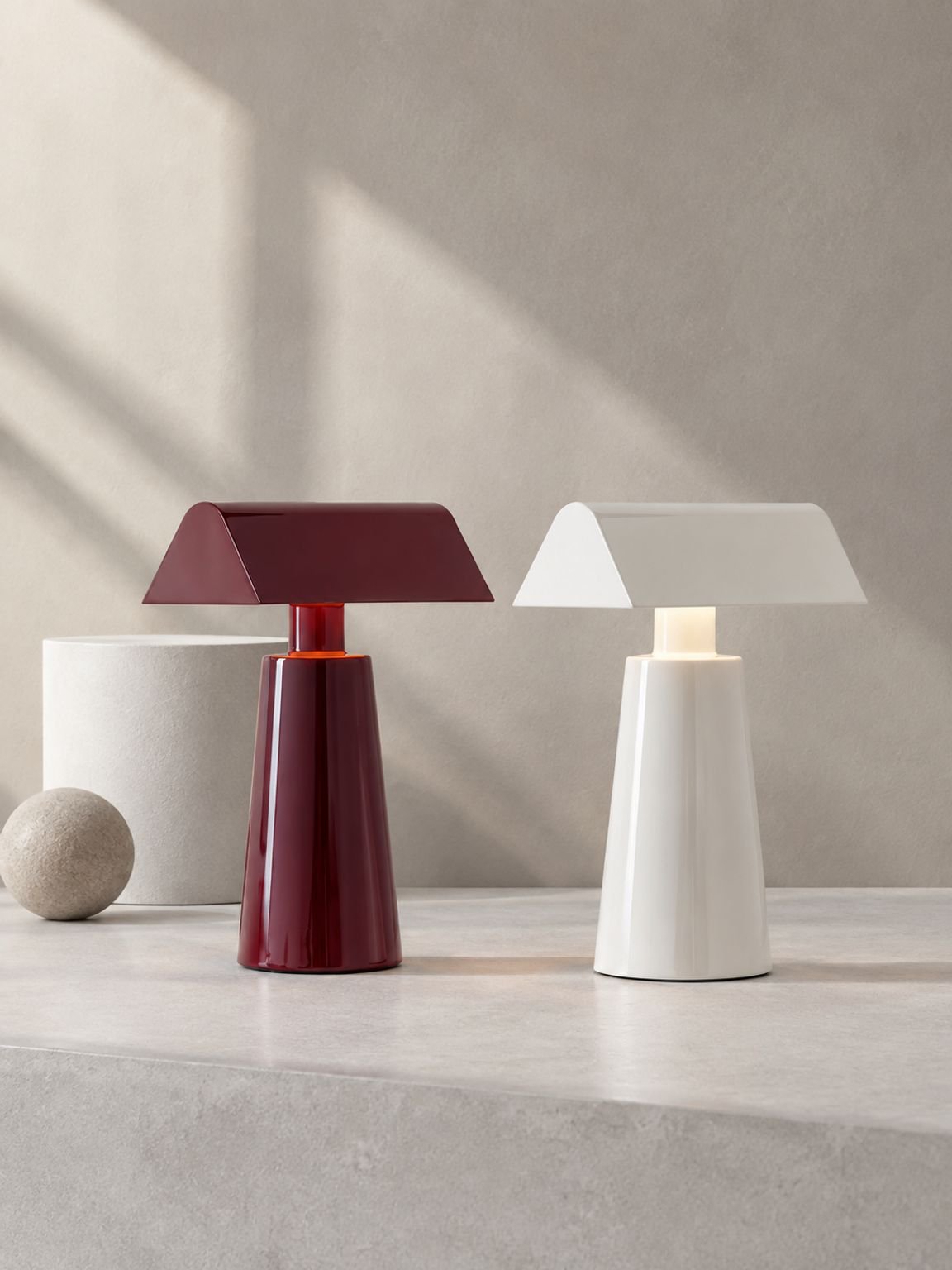 Kleine Retro-Tischlampe für das Schlafzimmer, kabellos aufladbar