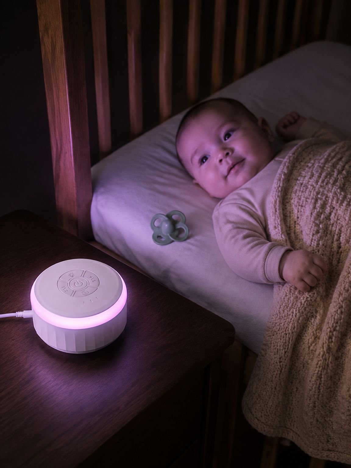 Lámpara nocturna musical inteligente para ayudar a dormir bebés