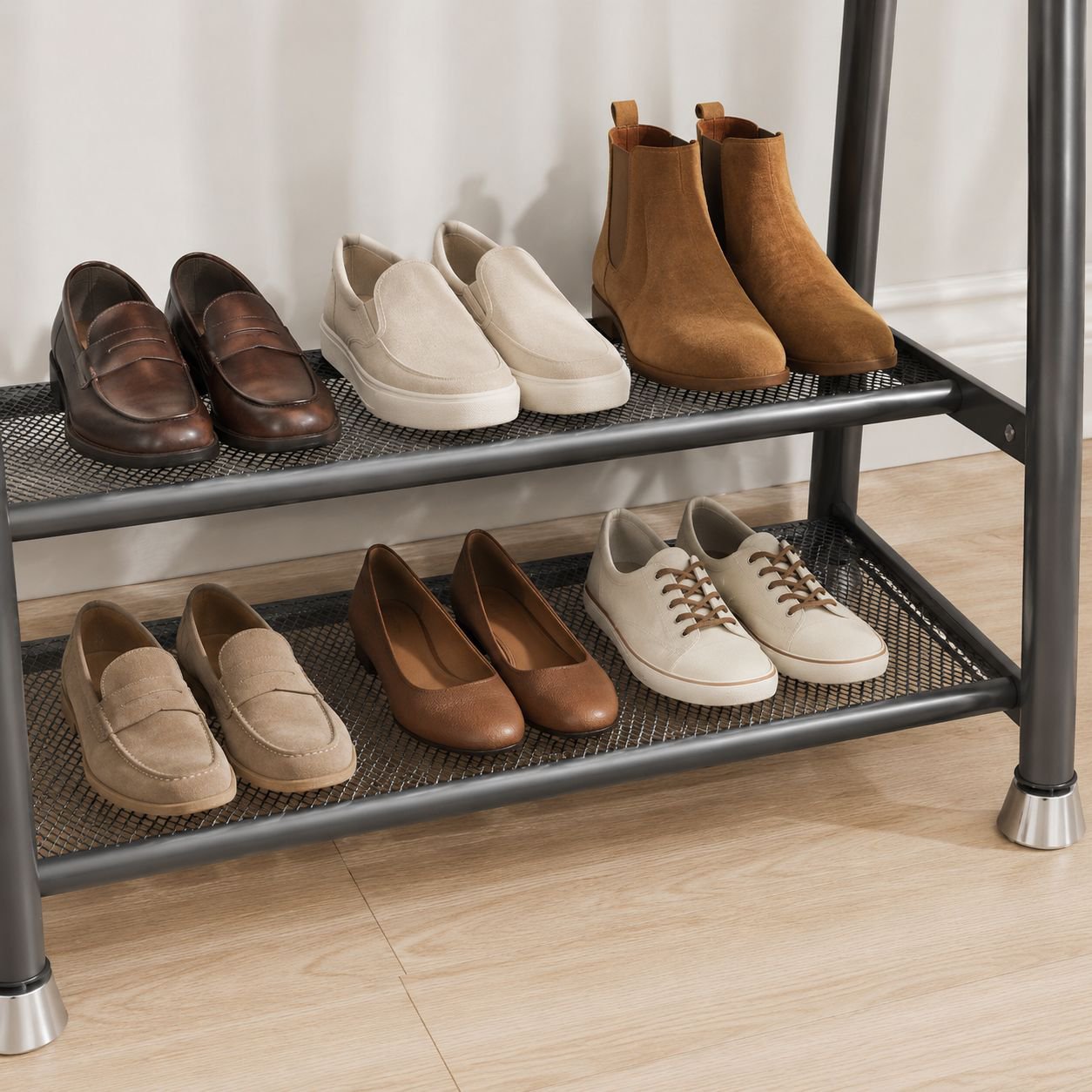 Space-saving clothes storage rack for apartments