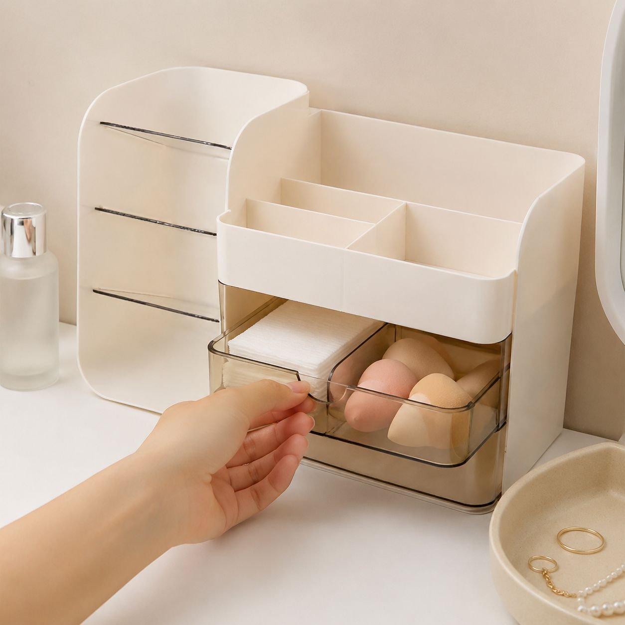 Multifunctional Desktop Cosmetic Organizer Box with Oblique Pen Holder Design