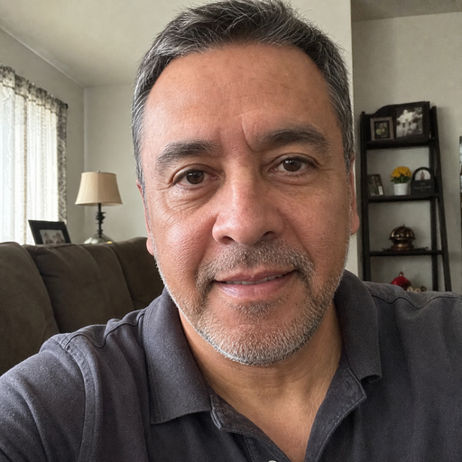 Carlos Ramírez