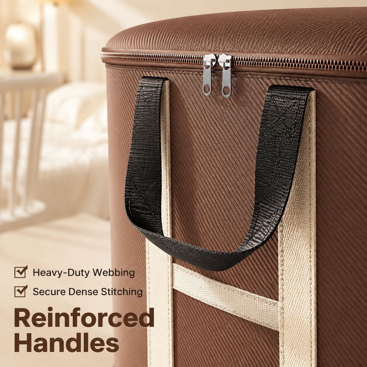 Large capacity clothing, quilt, and luggage storage bag