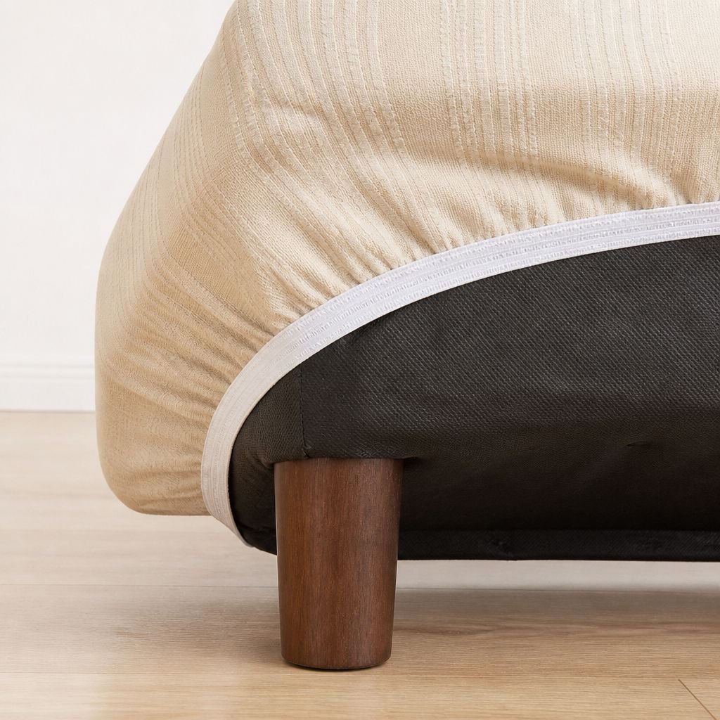 Machine washable stretch sofa slipcover