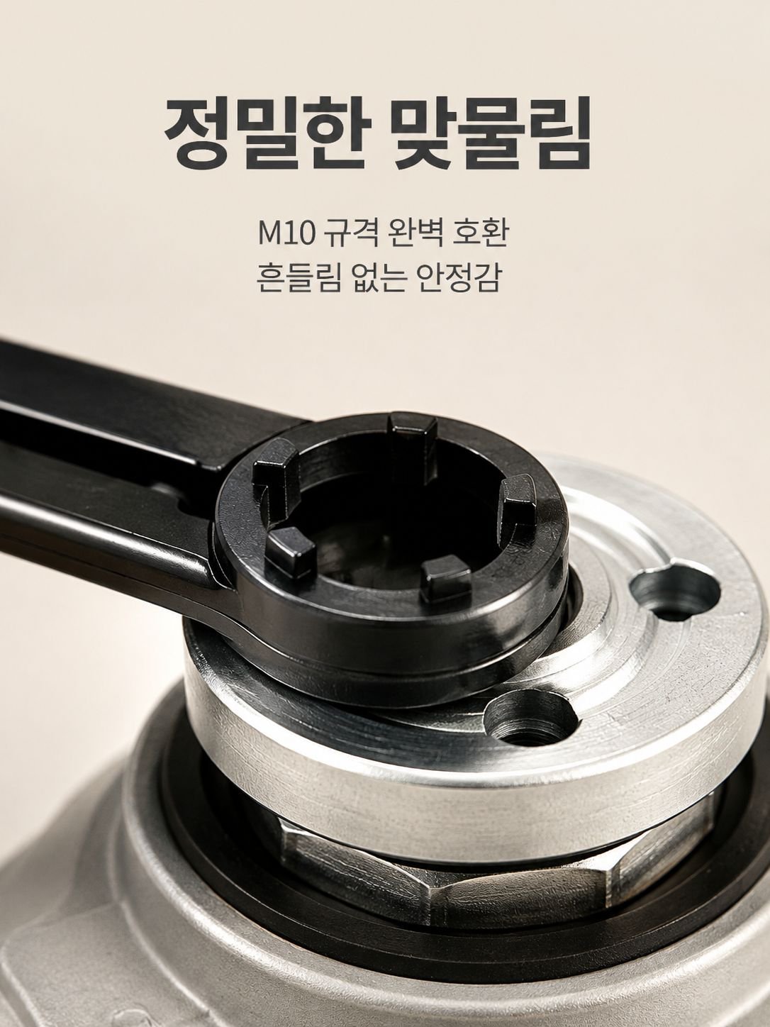 산업 현장에서 사용 중인 앵글 그라인더 렌치