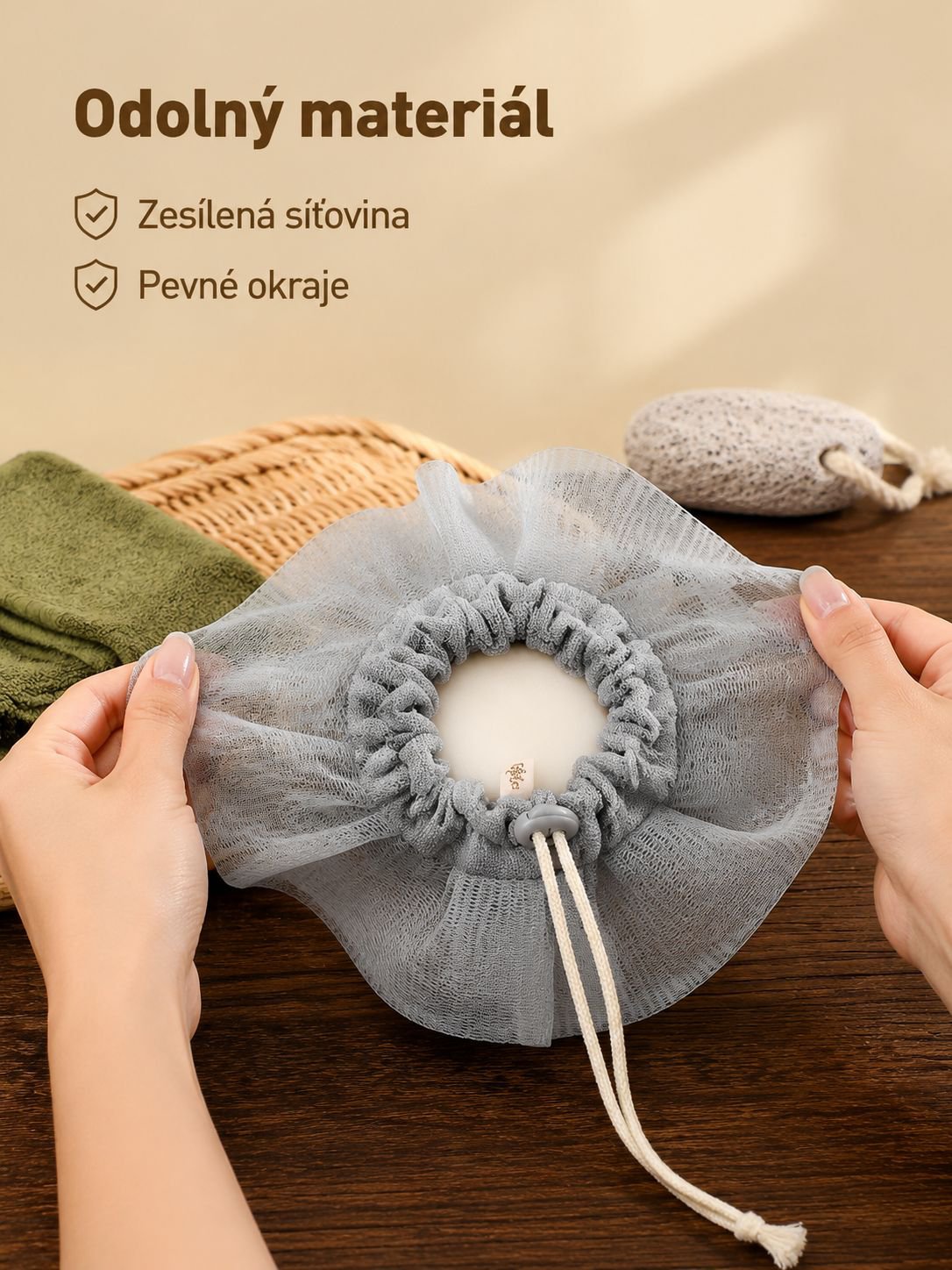 Síťka na výrobu pěny do koupele s provázkem