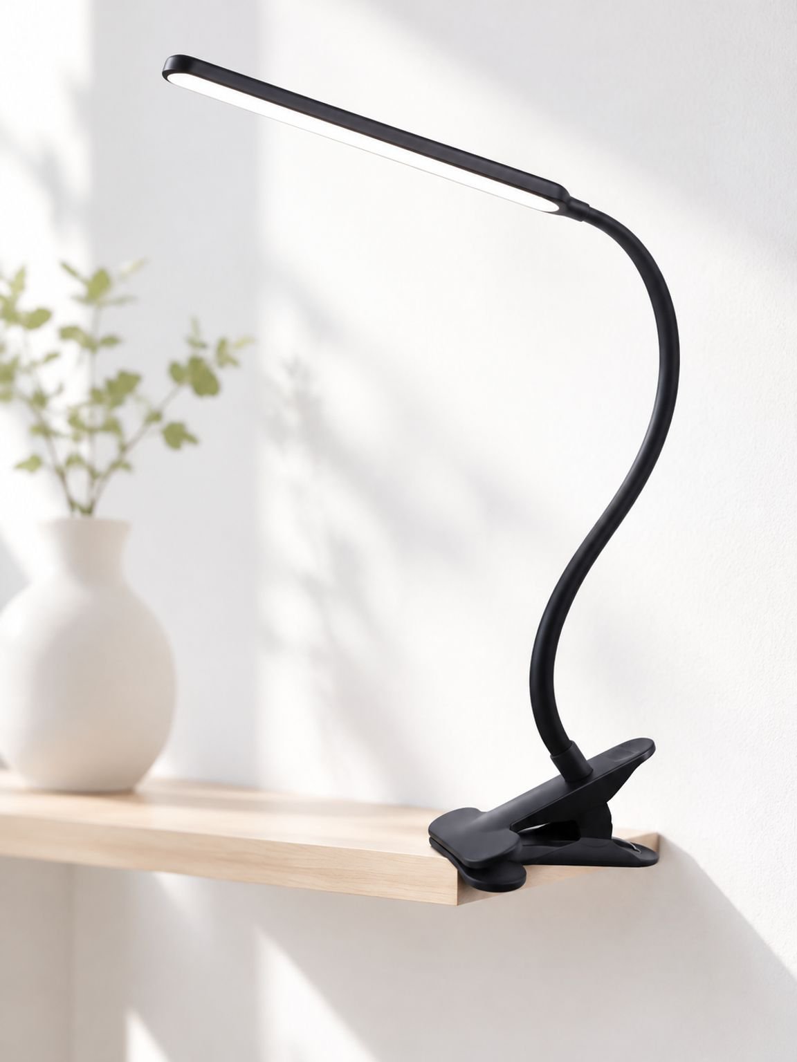 Lámpara con diseño moderno y minimalista