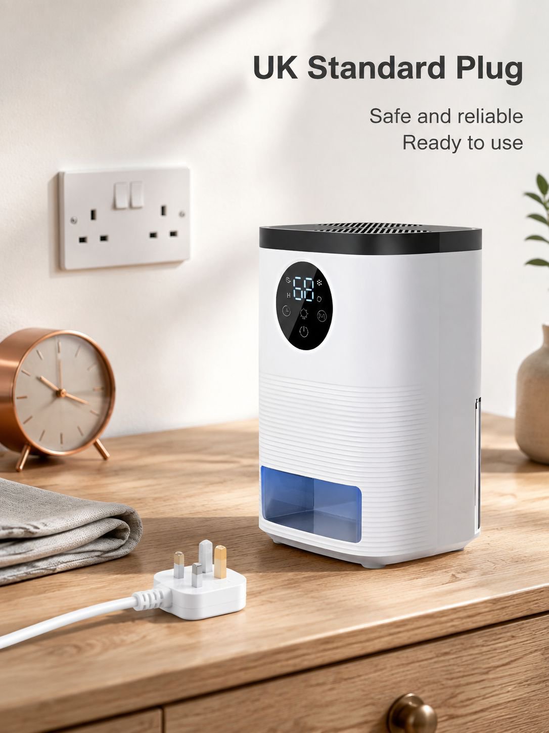 Household mini dehumidifier