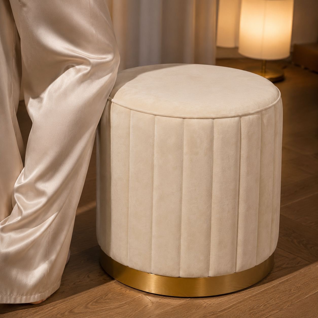 Elegant round stool for modern bedrooms