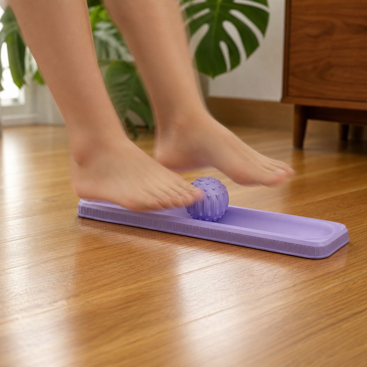 Ergonomic design of JMY plantar balance ball