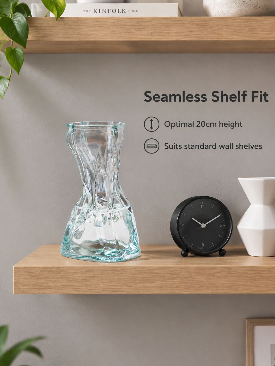 Decorative flower holder with a coin bag silhouette